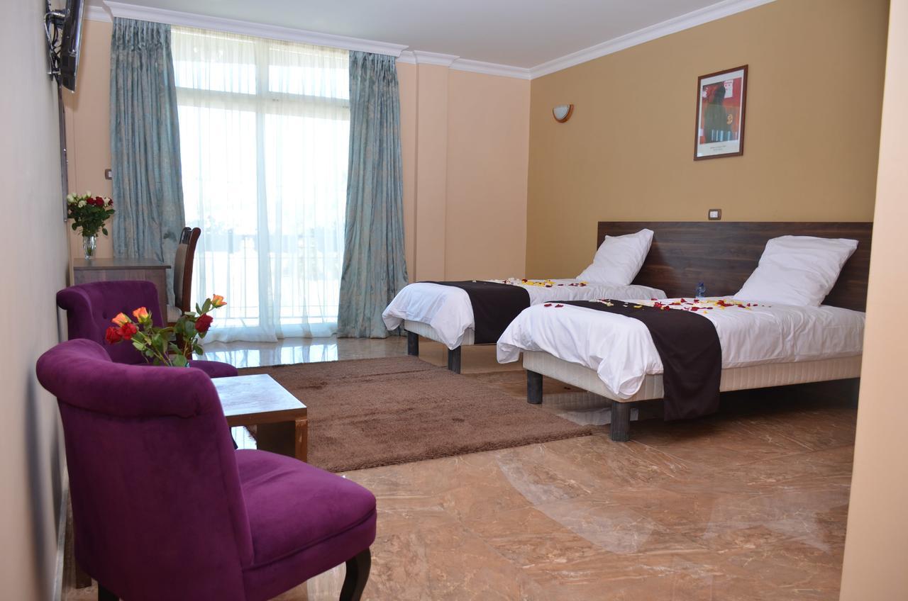 Melodie Hotel Addis Ababa Ngoại thất bức ảnh