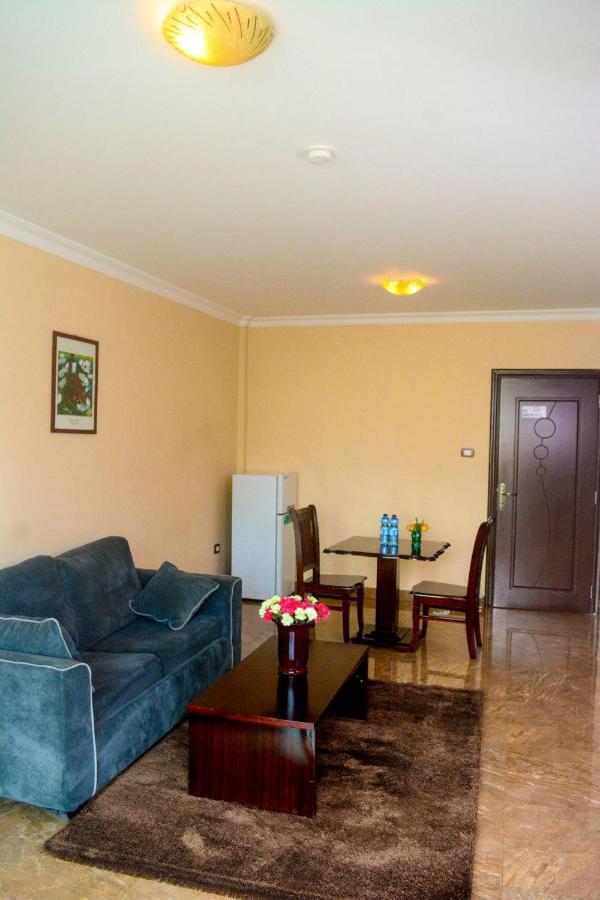 Melodie Hotel Addis Ababa Ngoại thất bức ảnh